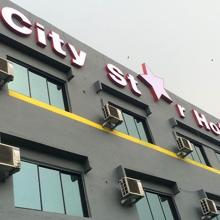 City Star Hotel Kulai Zewnętrze zdjęcie