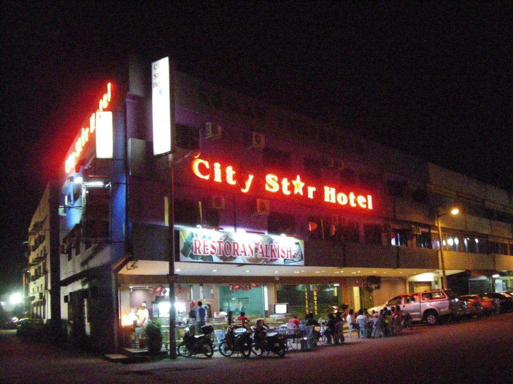 City Star Hotel Kulai Zewnętrze zdjęcie